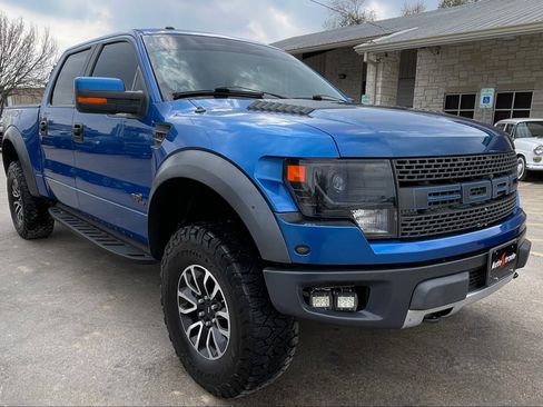 Used 2014 Ford F150 Raptor w/ Equipment Group 801A Luxury image 3