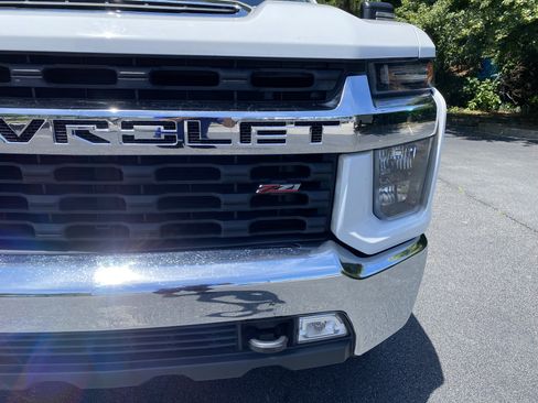 Used 2021 Chevrolet Silverado 2500 LT w/ Convenience Package AWD/4WD image 14