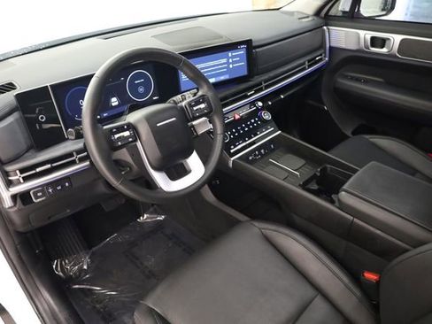Used 2024 Hyundai Santa Fe Limited image 11