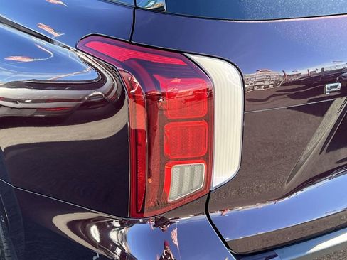 Used 2023 Hyundai Palisade Calligraphy AWD/4WD image 11