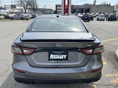 Used 2023 Nissan Maxima SR w/ Sport Mat Group image 26