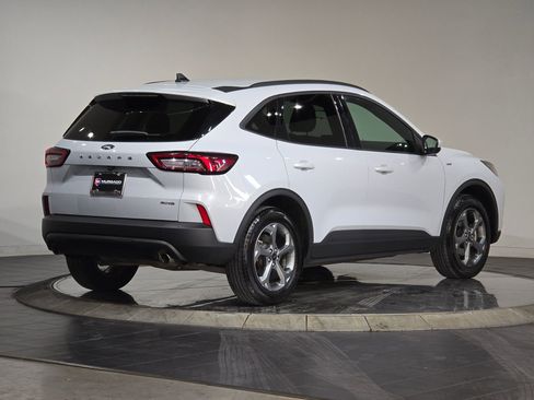 Used 2025 Ford Escape ST-Line Select image 10