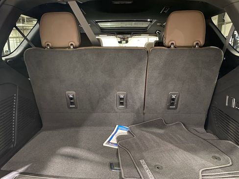 Used 2023 Chevrolet Tahoe High Country RWD image 22