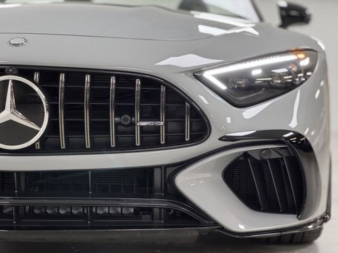 Used 2025 Mercedes-Benz SL 63 AMG S e Performance 4MATIC image 41