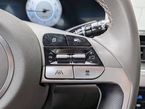 Used 2025 Hyundai Elantra SEL FWD image 27