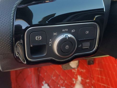 Used 2022 Mercedes-Benz A 220 w/ Premium Package Lite image 13