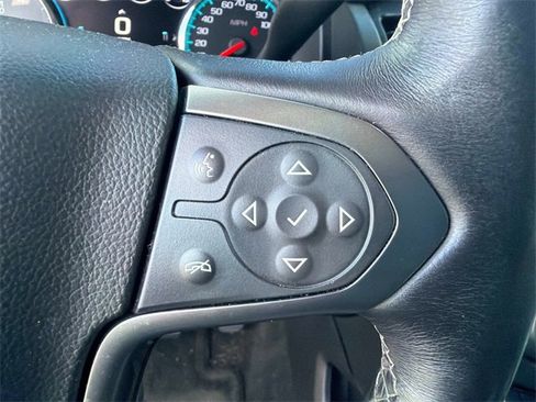 Used 2016 Chevrolet Suburban LTZ image 27