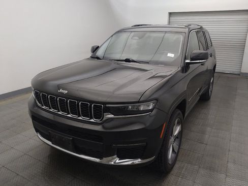 Used 2022 Jeep Grand Cherokee L Limited RWD image 15