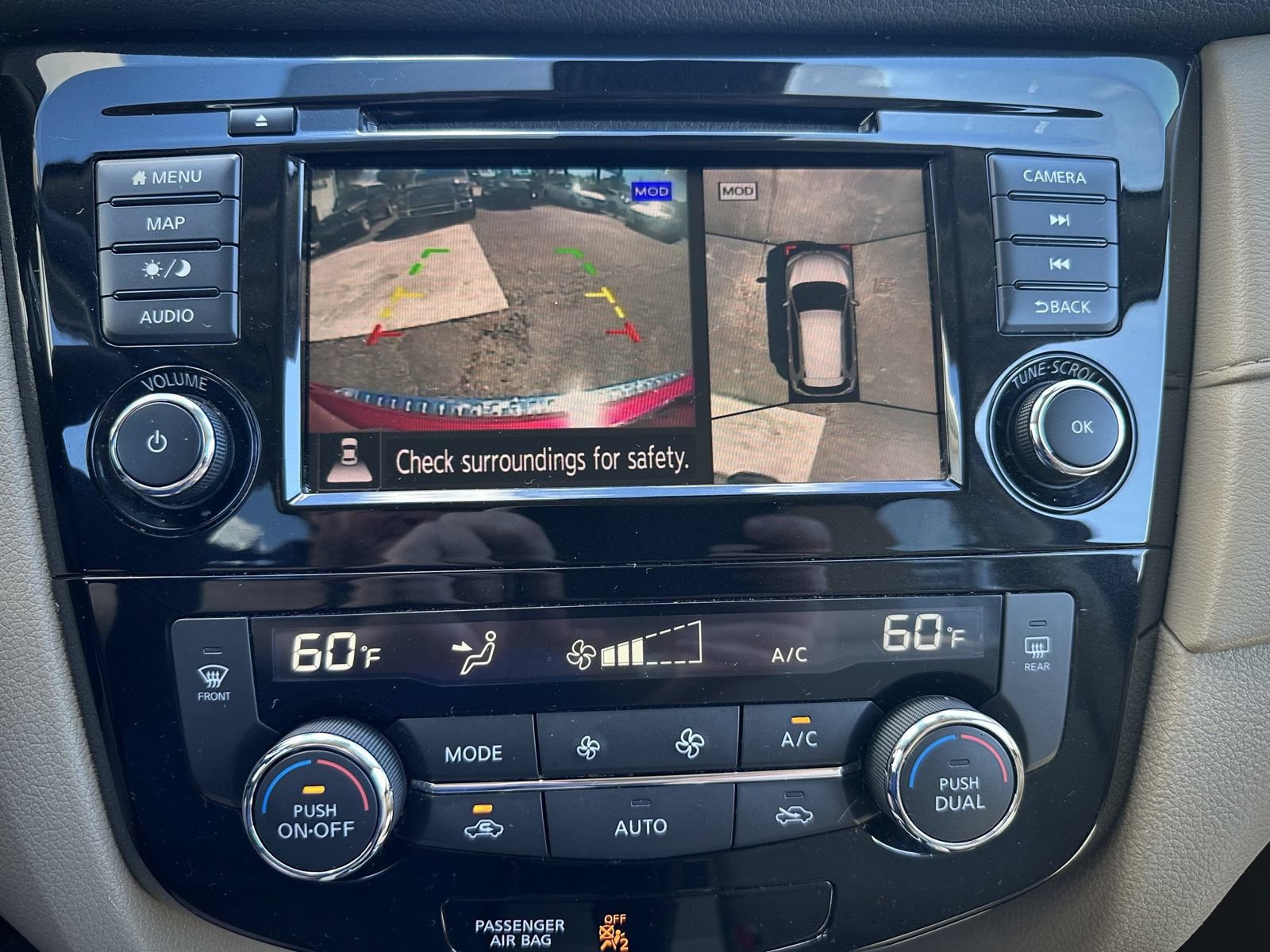 Used 2020 Nissan Rogue SV w/ Sun & Sound Touring Package FWD image 15