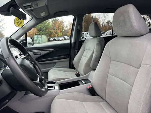 Used 2020 Honda Pilot LX image 15
