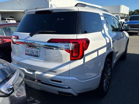 Used 2023 GMC Acadia Denali w/ Denali Ultimate Package AWD/4WD image 5