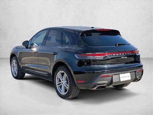 Used 2025 Porsche Macan Turbo image 3