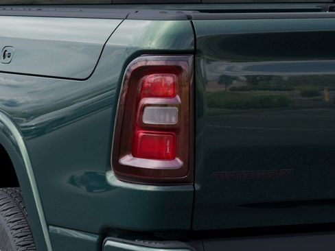 New 2026 RAM 1500 4x4 Crew Cab image 9