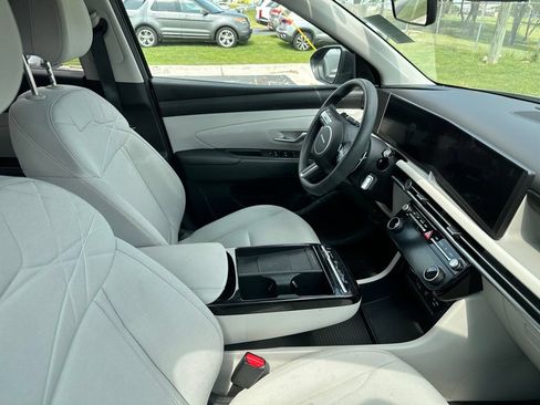 Used 2025 Hyundai Tucson Blue AWD/4WD image 9