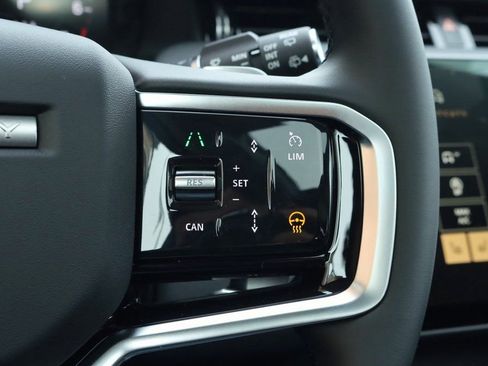 Certified 2025 Land Rover Discovery Sport S image 18