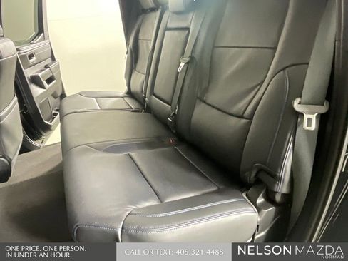 Used 2023 Toyota Tundra Platinum AWD/4WD image 27