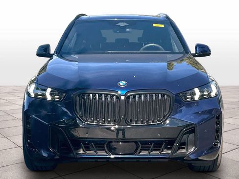 Used 2026 BMW X5 xDrive40i w/ M Sport Package AWD/4WD image 2