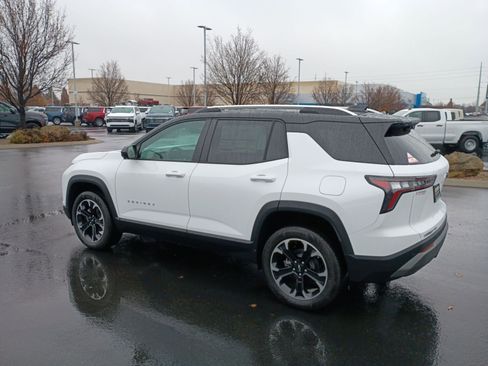 New 2026 Chevrolet Equinox LT w/ Convenience Package II image 12