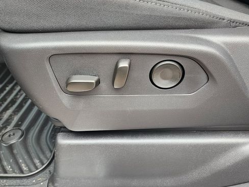 New 2026 GMC Sierra 1500 Elevation image 18