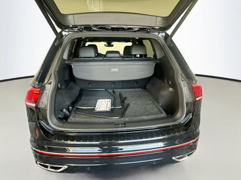 Used 2022 Volkswagen Tiguan SEL R-Line AWD/4WD image 28