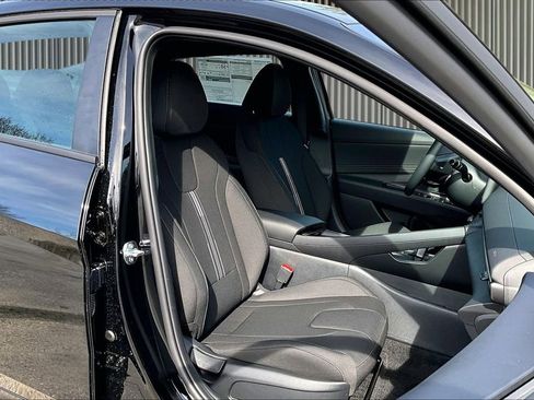 New 2026 Hyundai Elantra Sport FWD image 9
