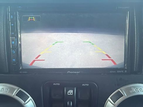 Used 2016 Jeep Wrangler Unlimited Sahara w/ Dual Top Group image 19