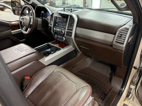 Used 2017 Ford F350 King Ranch w/ King Ranch Ultimate Package AWD/4WD image 20