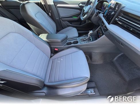 New 2026 Volkswagen Jetta SE image 12