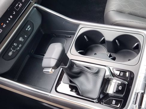 New 2026 Kia Carnival SX FWD image 19