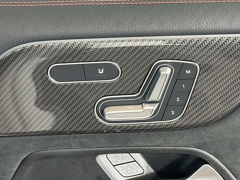 Certified 2026 Mercedes-Benz GLB 35 AMG 4MATIC image 16