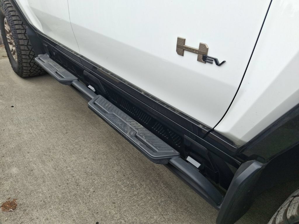 Certified 2022 GMC Hummer EV Edition 1 w/ LPO, Illumination Package AWD/4WD image 5
