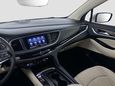 Used 2023 Buick Enclave Avenir w/ Avenir Technology Package FWD image 25