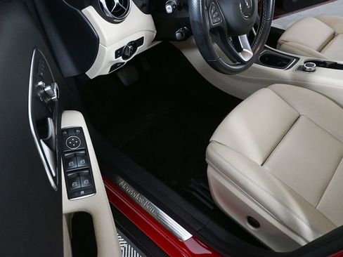 Used 2019 Mercedes-Benz GLA 250 4MATIC image 7