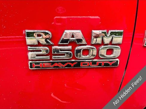 Used 2014 RAM 2500 Tradesman w/ Chrome Appearance Group AWD/4WD image 8