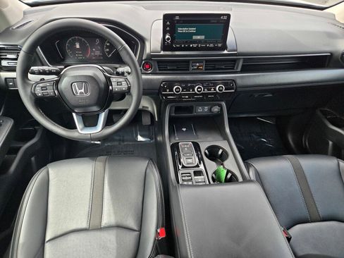 Used 2024 Honda Pilot EX-L image 10
