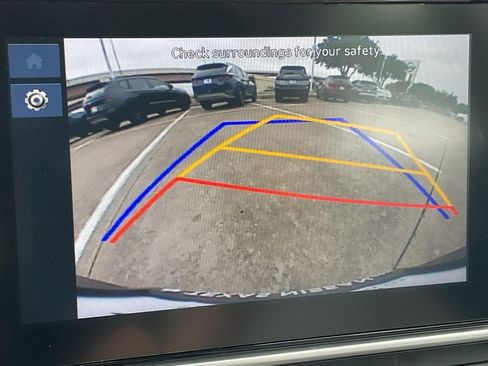 Used 2025 Hyundai Venue SEL FWD image 30