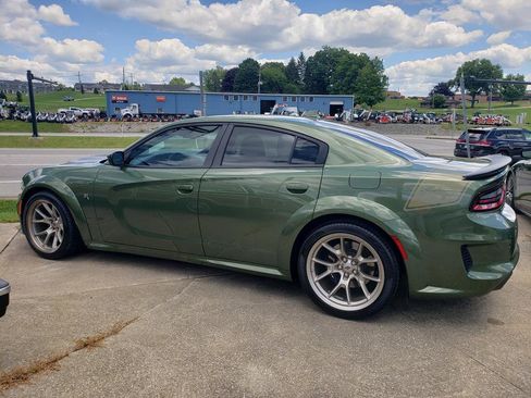 Used 2023 Dodge Charger Scat Pack RWD image 7
