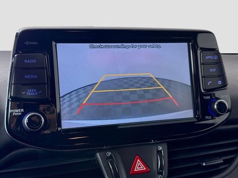 Used 2018 Hyundai Elantra GT Sport image 22