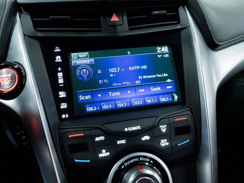 Used 2017 Acura NSX image 31