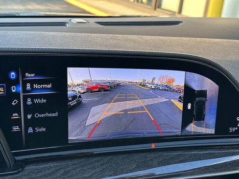 Used 2022 Cadillac Escalade Premium Luxury image 12