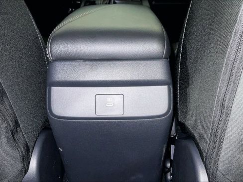 New 2026 Nissan Sentra SV w/ SV Convenience Package image 40
