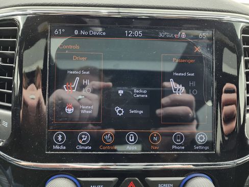 Used 2020 Jeep Grand Cherokee Altitude image 15