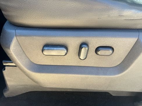 Used 2012 Ford F350 Lariat w/ Chrome Pkg image 14