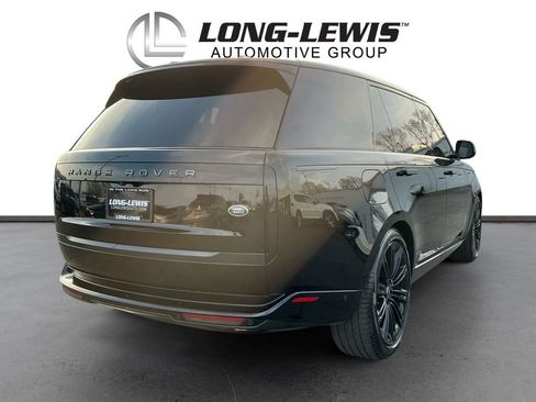 Used 2023 Land Rover Range Rover Long Wheelbase SE image 7