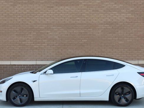 Used 2019 Tesla Model 3 Long Range AWD/4WD image 3