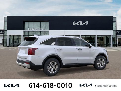 New 2026 Kia Sorento LX image 9