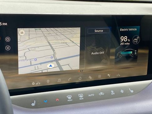 New 2026 Nissan Leaf Platinum+ image 21