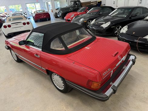 Used 1988 Mercedes-Benz 560 SL image 71