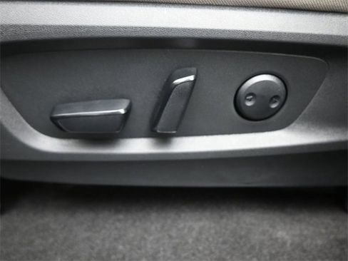 New 2026 Nissan Pathfinder SL w/ SL Premium Package image 33