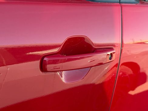 Certified 2025 Nissan Frontier SV image 16